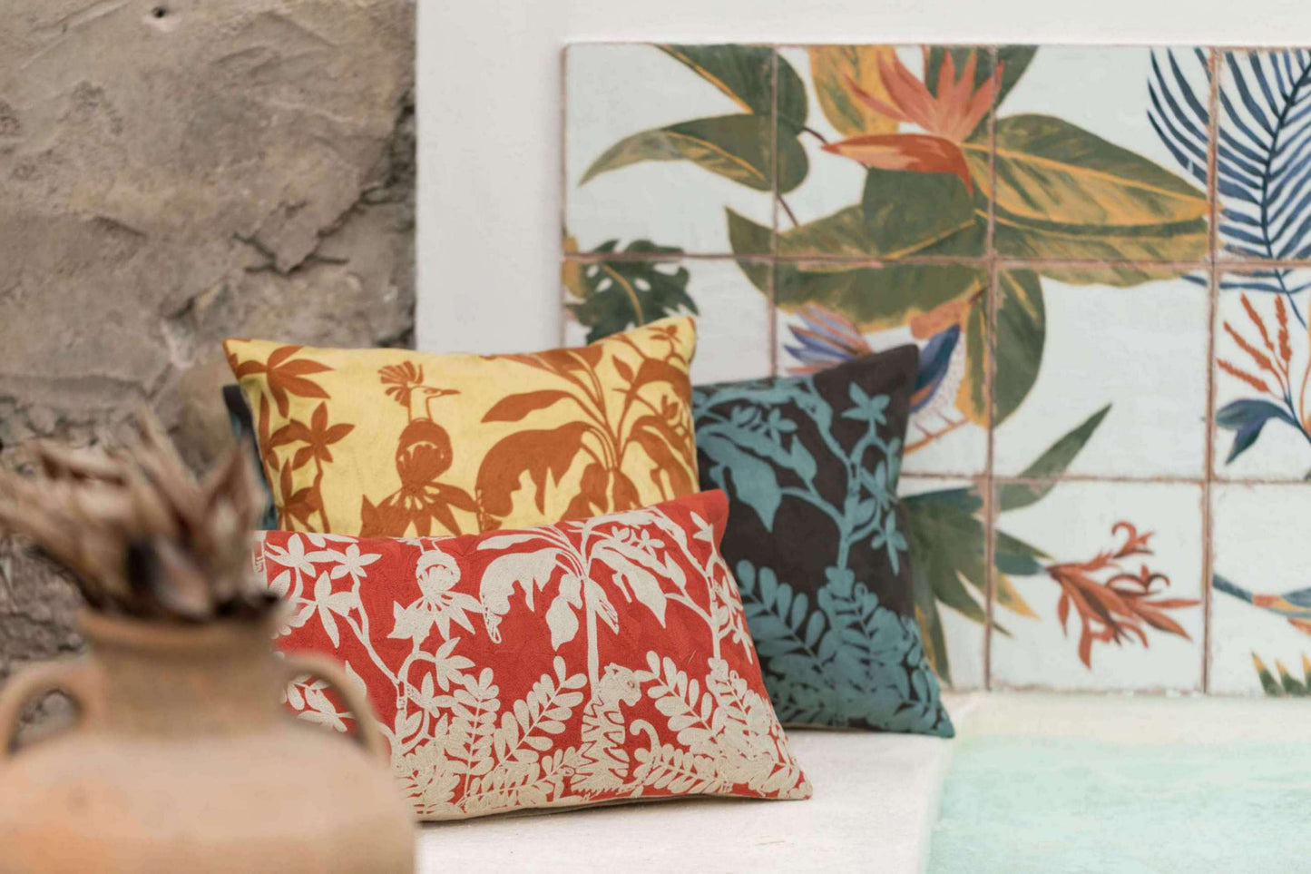 Coussin brodé Raki Gold 45 x 45