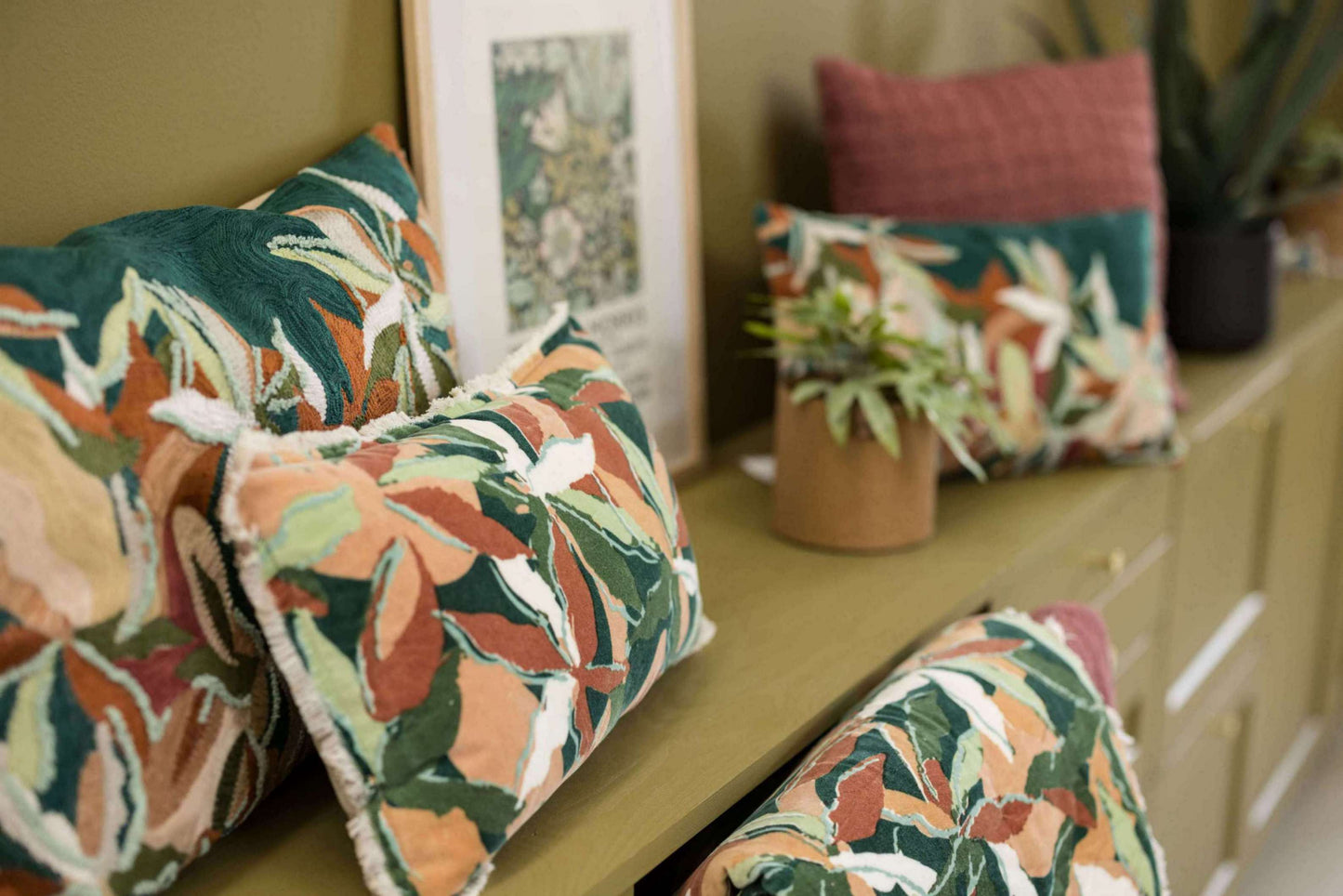 Coussin brodé Alina Pétrole 45 x 45