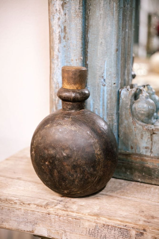 Flacon vintage en métal patiné et recyclé GLOBO 34cm